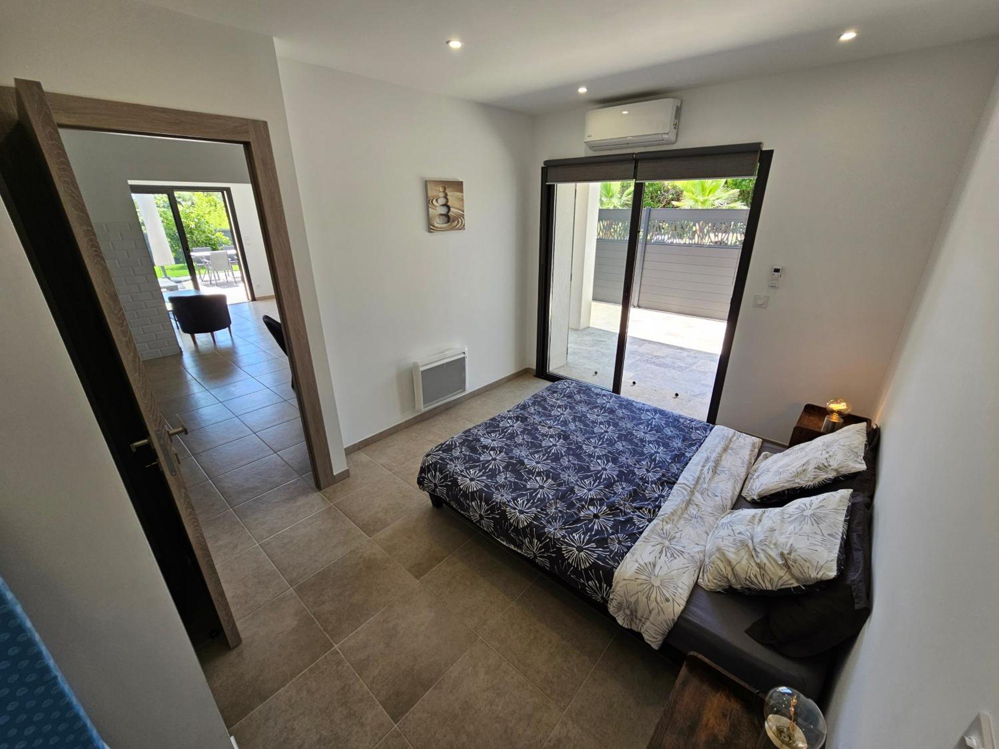 Etoile Du Berger Saint Aygulf: Seaside Villas with Private Gardens and Heated Pool Exterior photo